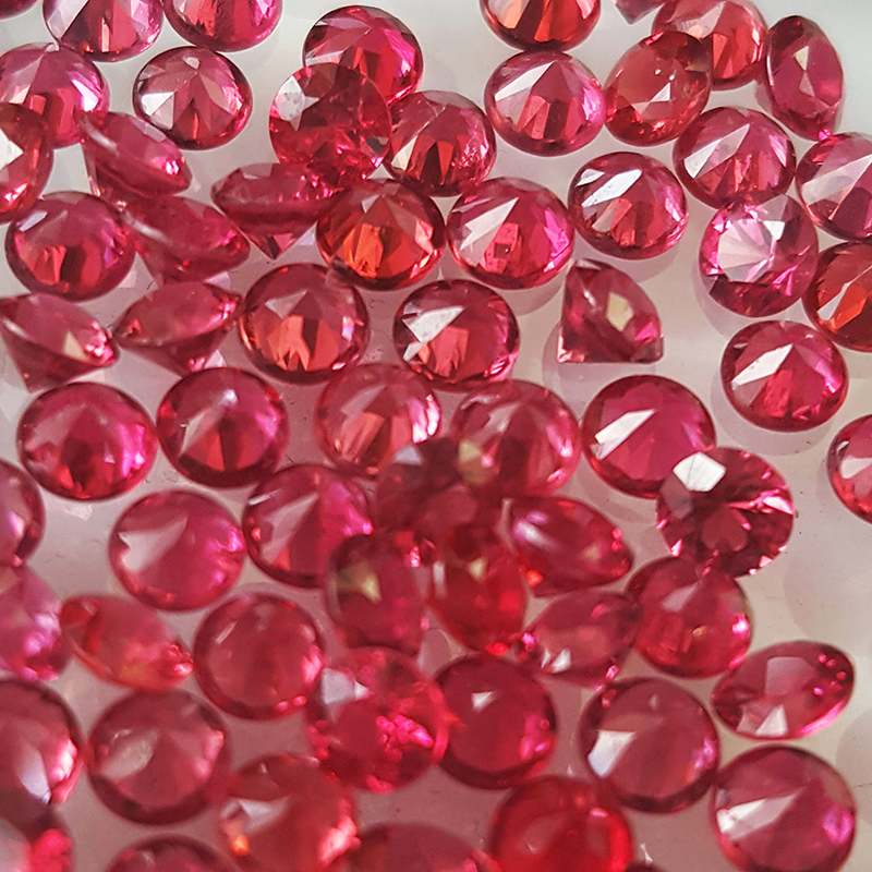 Diamond Cut Round Hot Pink Sapphire Melee Cerise Sapphires 3 mm + - PSS5005rdmeleeb.jpg